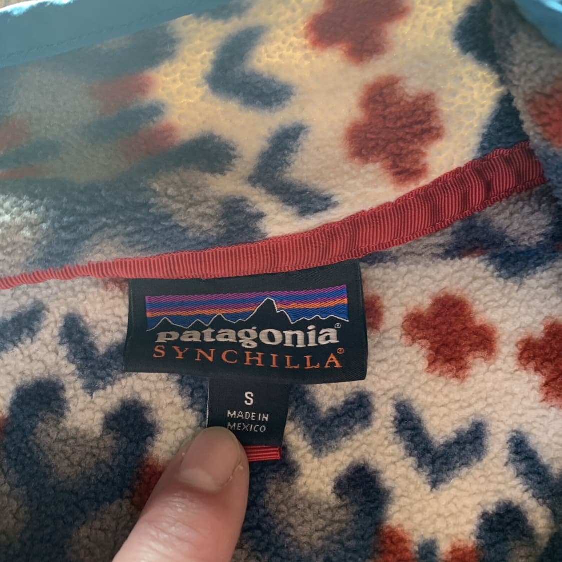 15FW 파타고니아 신칠라 스냅T 패턴 플리스 아이보리/네이비 상품이미지3