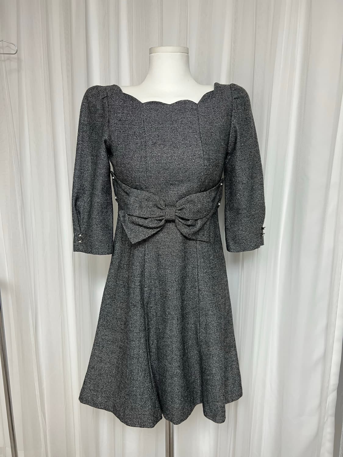 회색 트위드 플라워버튼 리본 원피스 상품이미지1