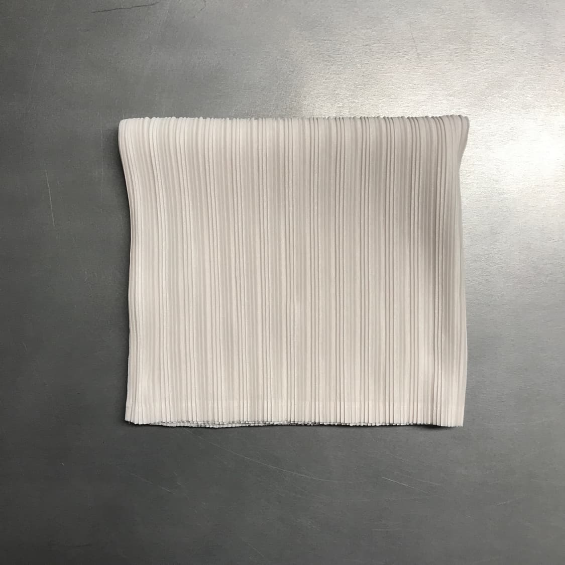 이세이 미야케 플리츠 플리즈 넥워머 상품이미지1