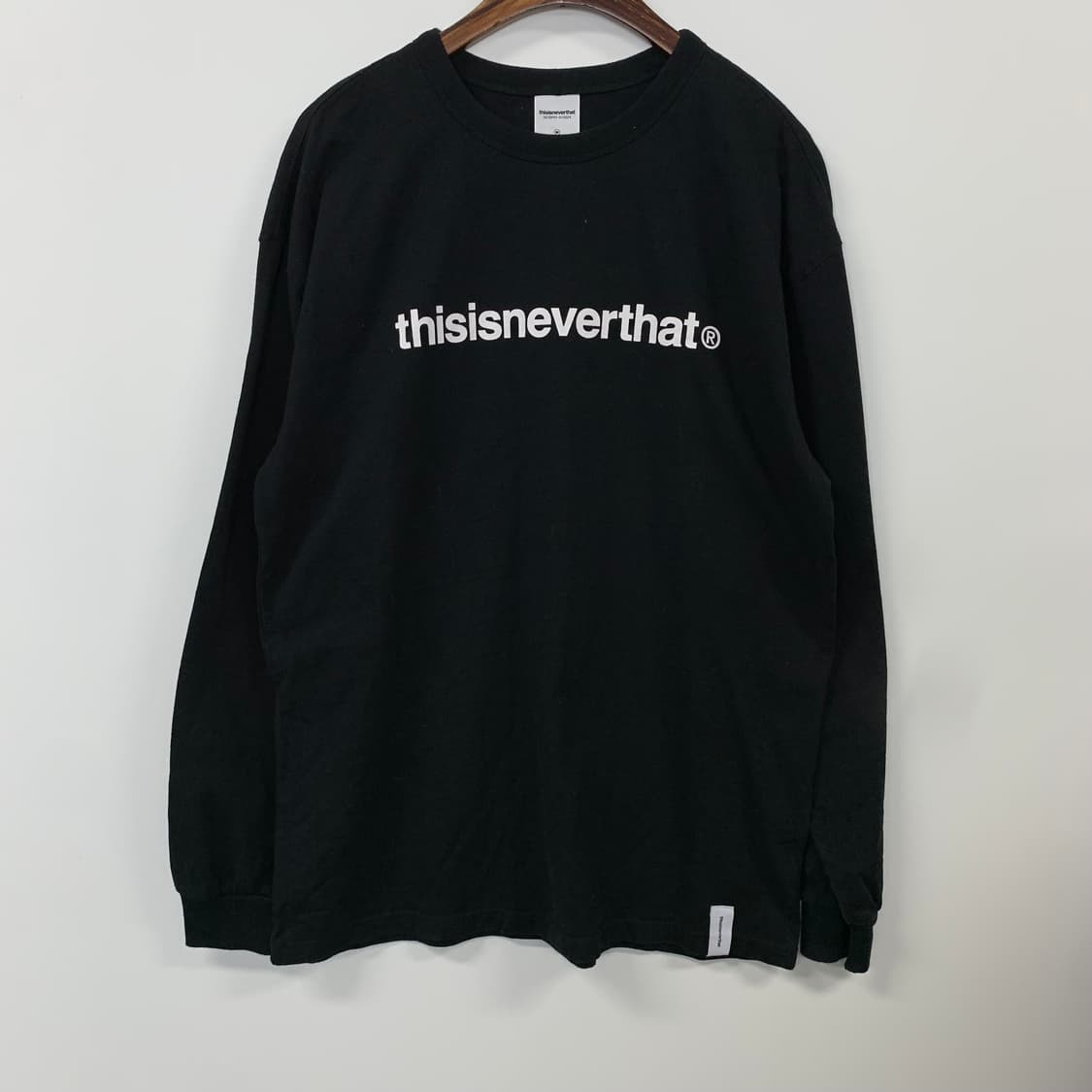 디스이즈네버댓 스펠아웃 블랙 롱슬리브 긴팔티 상품이미지2