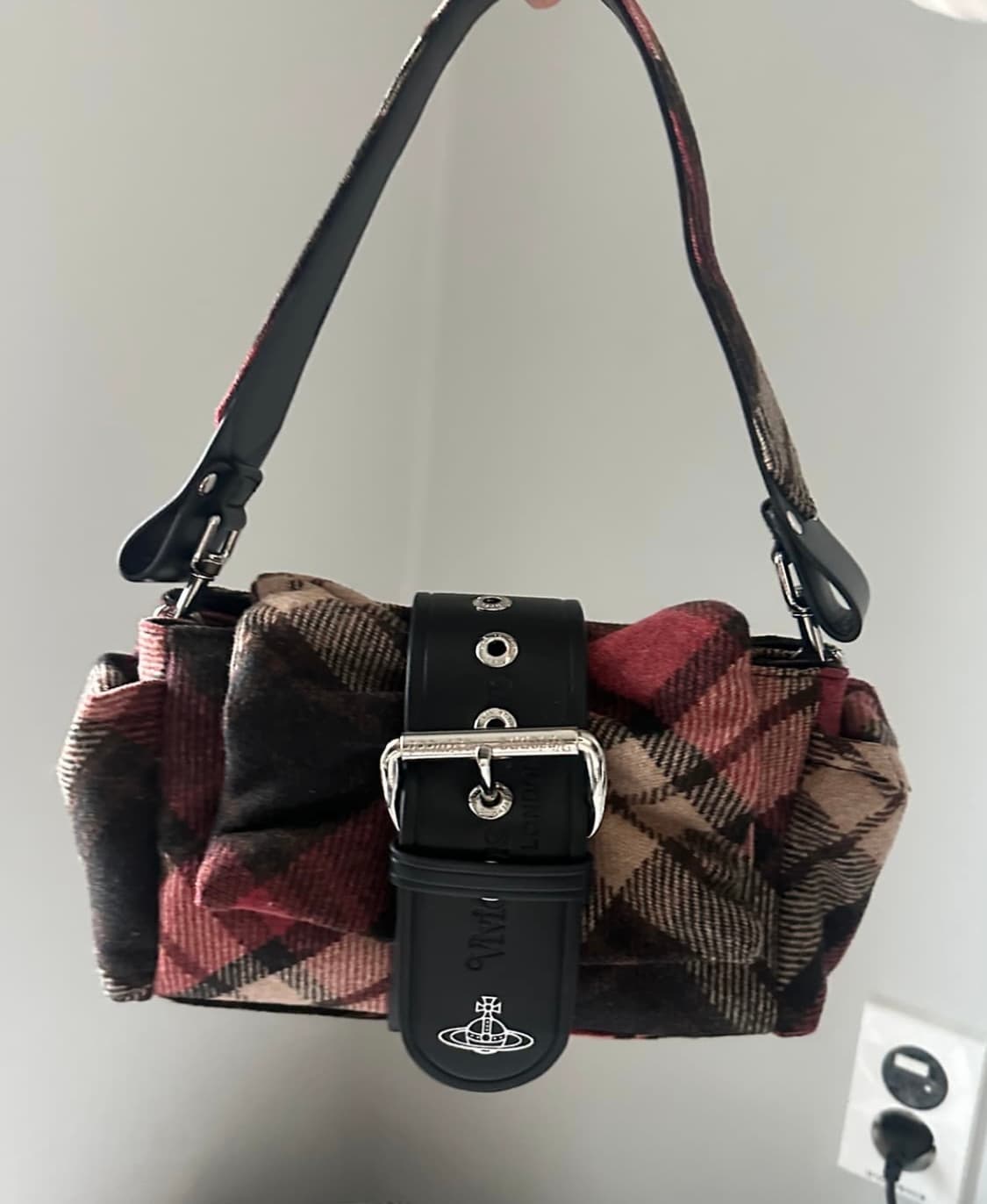 비비안웨스트우드 헤이즐 트레저 라이트 체크 숄더 백 상품이미지1