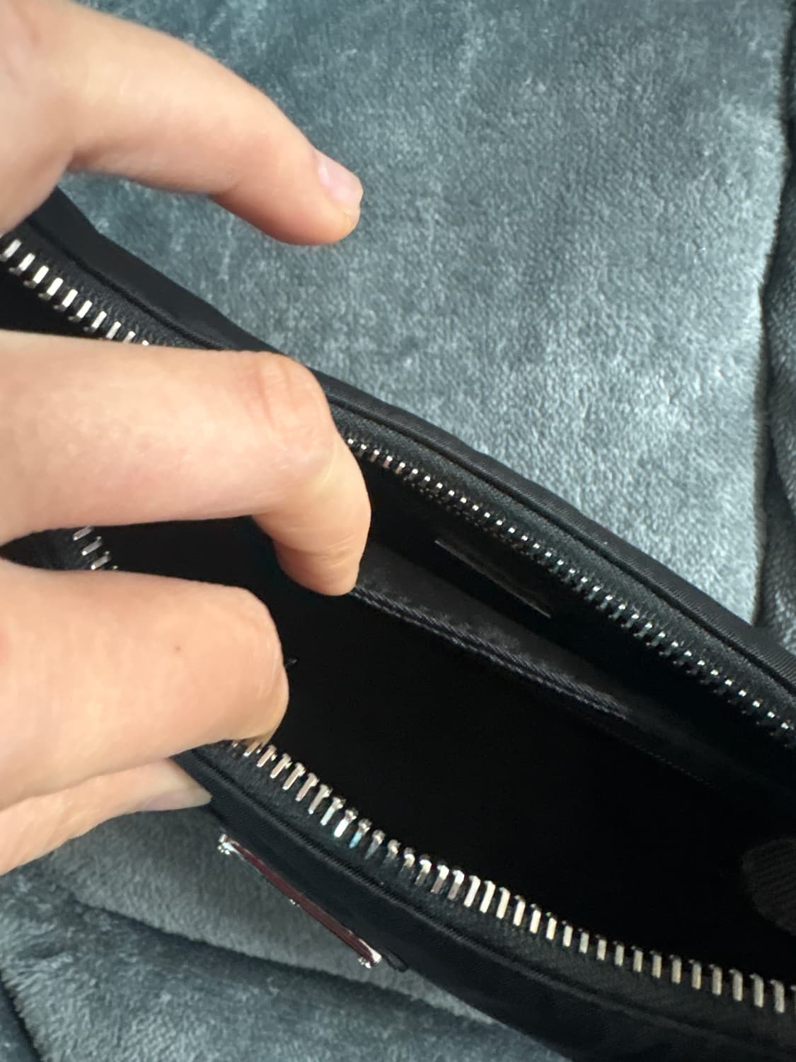 프라다 2005 리에디션 리나일론 호보백 상품이미지3