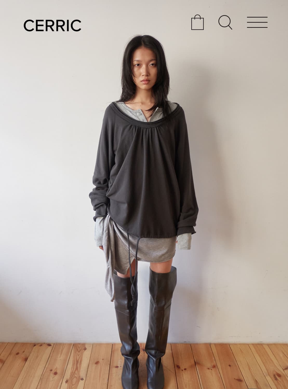 세릭 라운드 헴 스트링 탑 차콜 상품이미지2