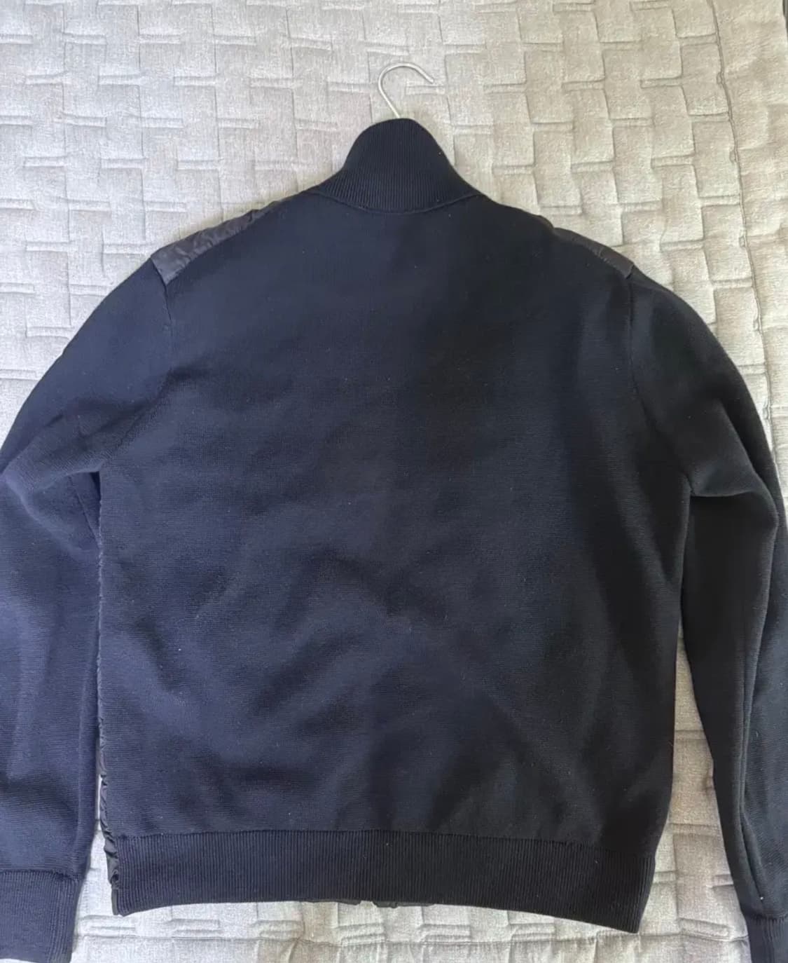 몽클레어패딩니트 상품이미지3