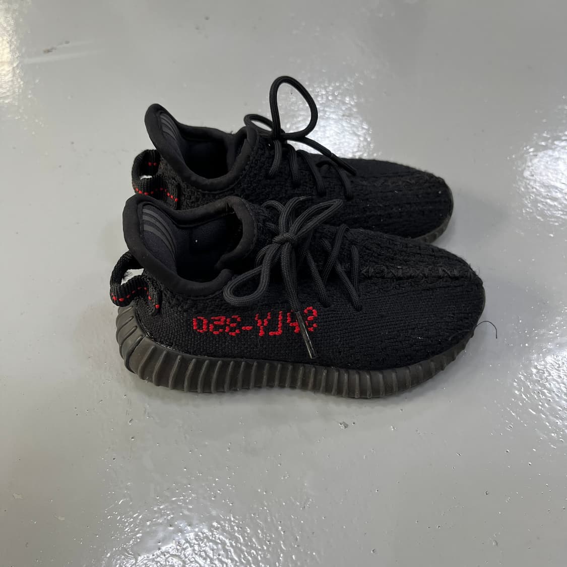 135 아디다스 키즈 이지부스트 운동화 0305M 상품이미지4