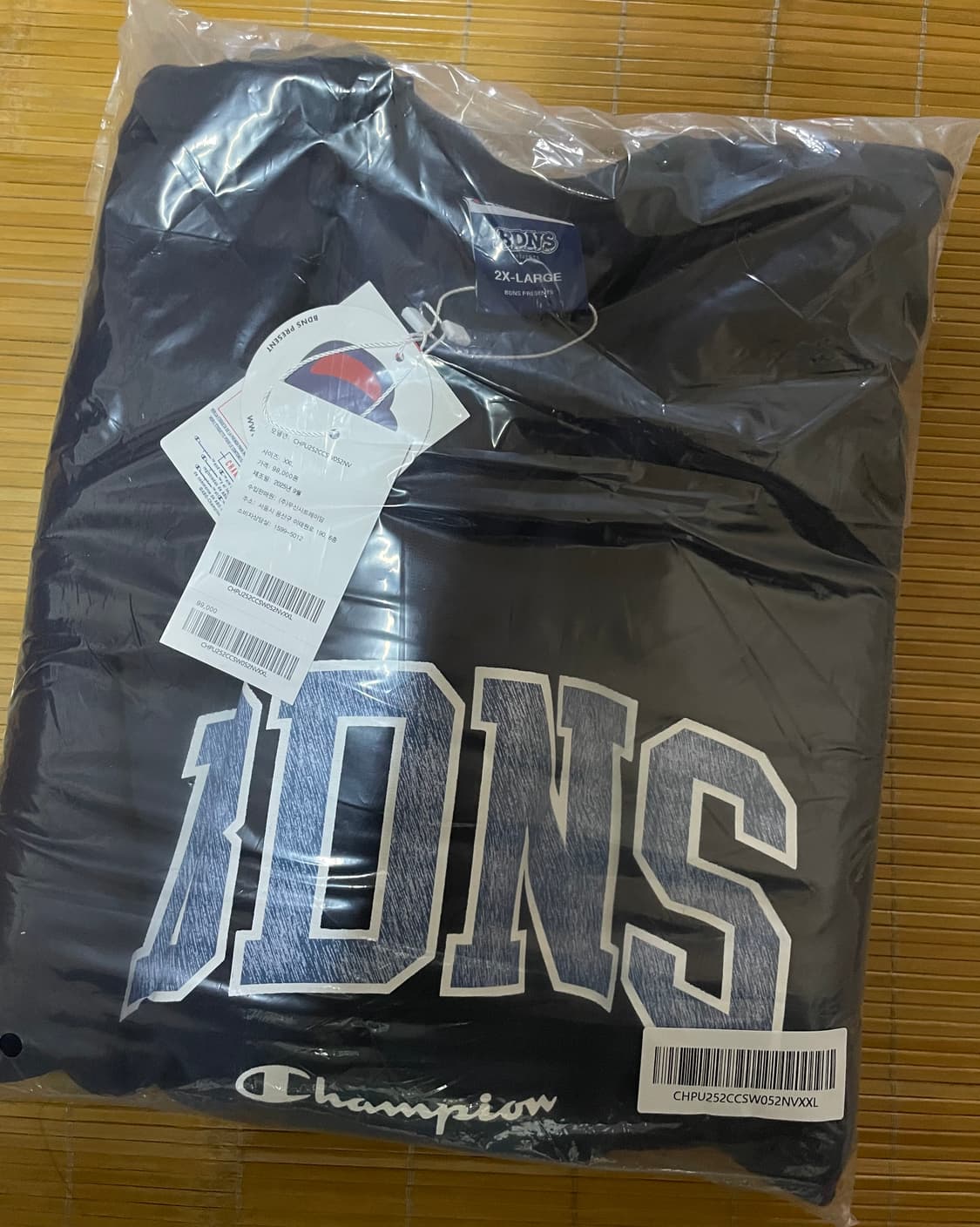 빠더너스 챔피온 콜라보 맨투맨 새상품 팝니다 상품이미지1