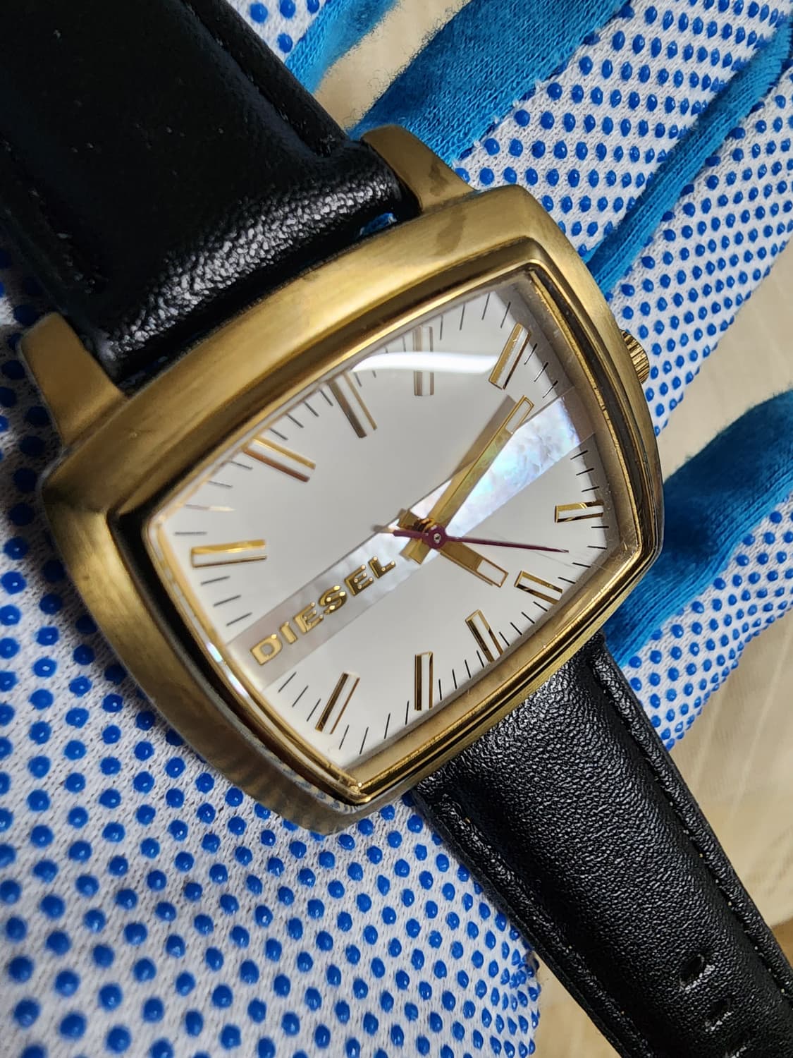 디젤 골드 프레임 손목시계 공용 상품이미지9