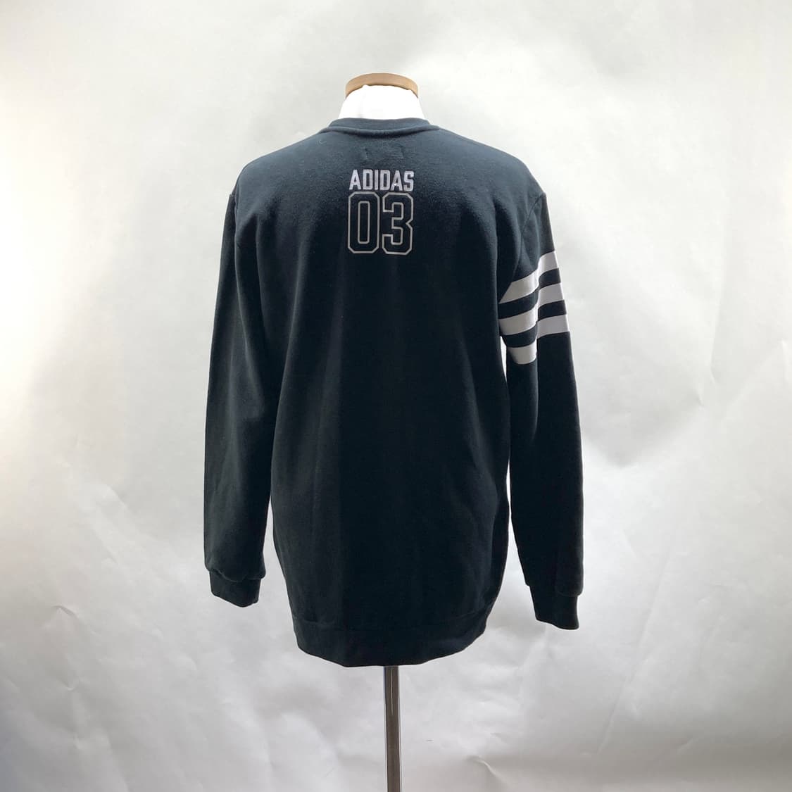 아디다스 남 스트릿맨투맨 105  상품이미지3