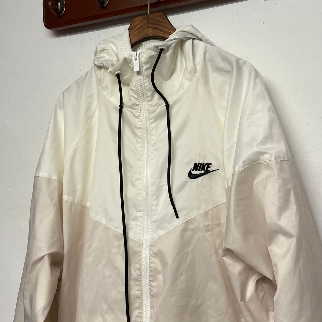 나이키 윈드러너 바라막이 자켓  상품이미지2
