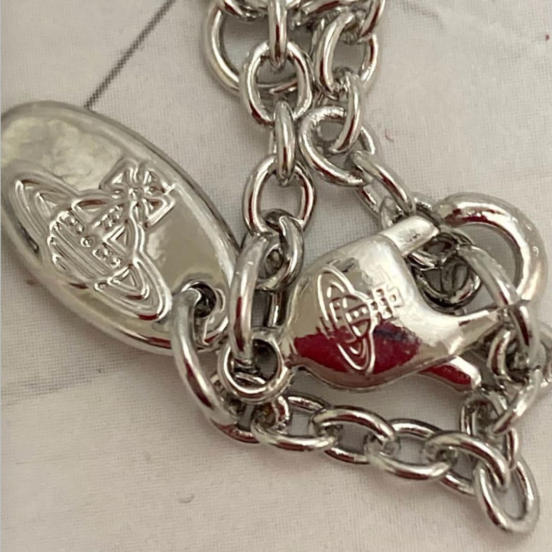 비비안웨스트우드 아카이브 화이트크리스탈 실버 orb 팬던트 목걸이 상품이미지4