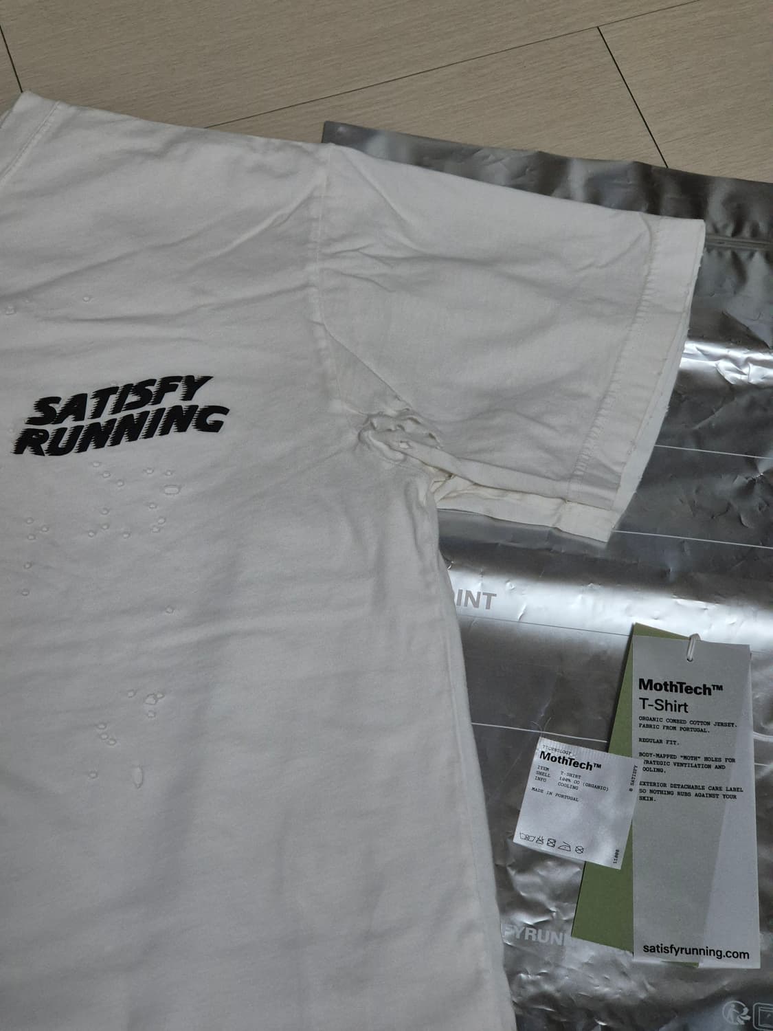 새티스파이 모스테크 티셔츠 오프 화이트 L 상품이미지1