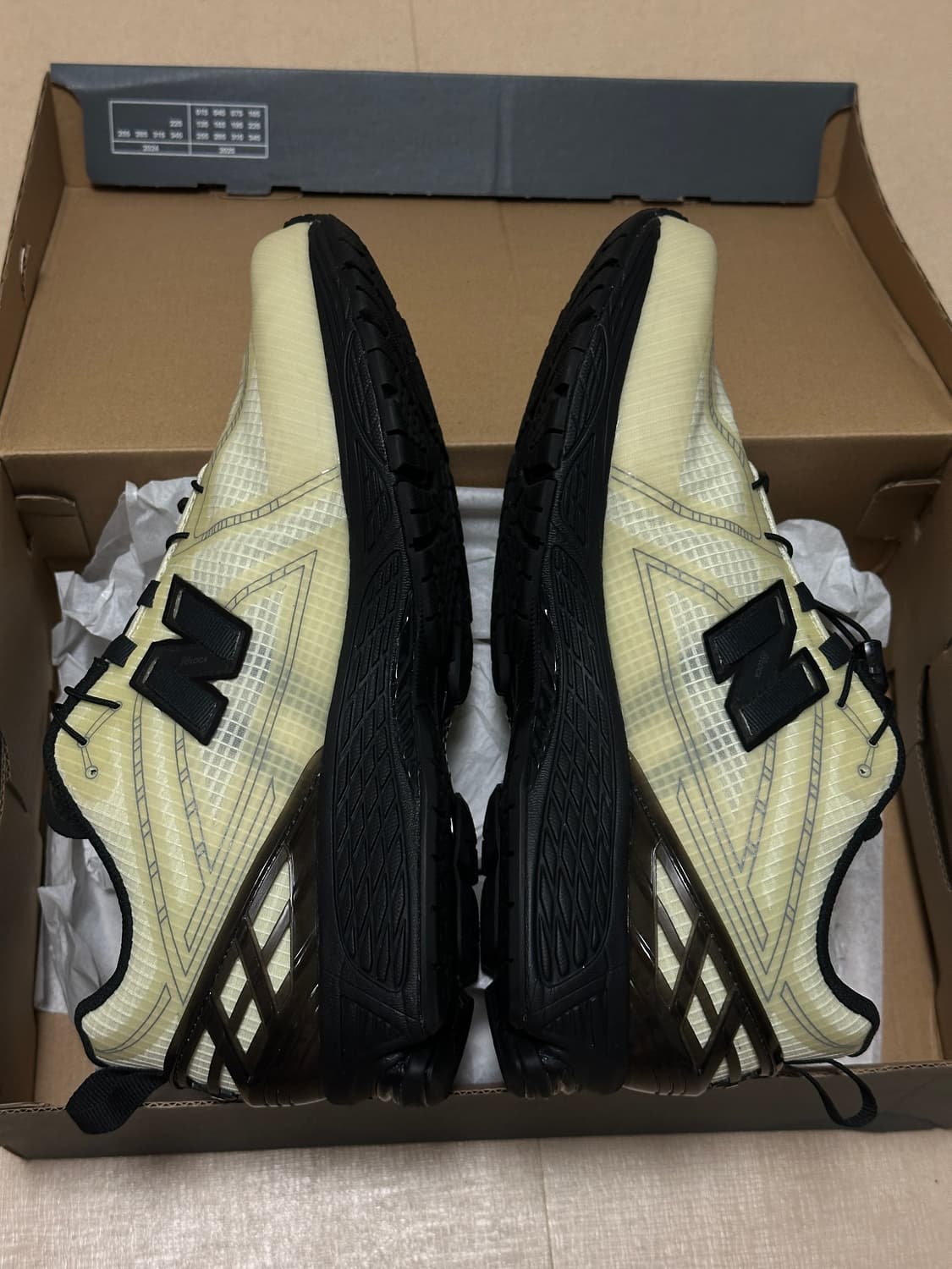 뉴발란스 1906R 피스타치오 버터 모렐 상품이미지6