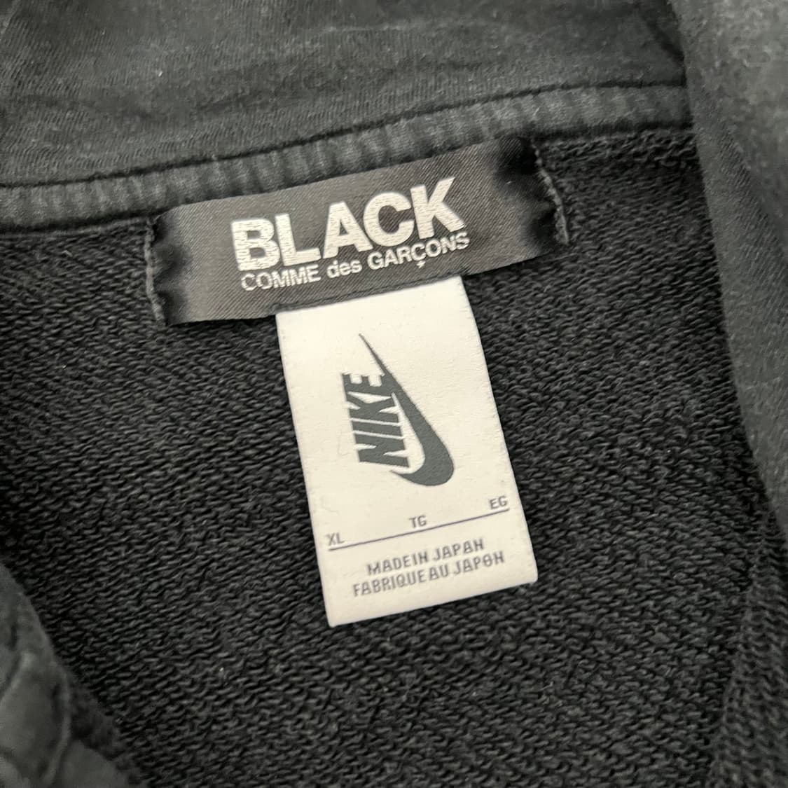 나이키 x 꼼데가르송 블랙 18aw 11주년 프린팅 후드집업 상품이미지4