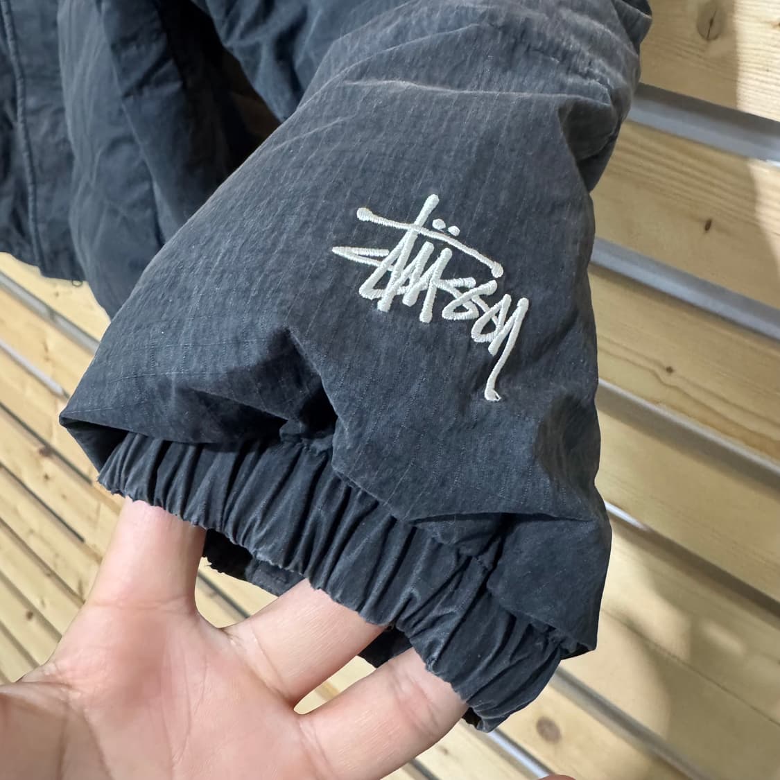 스투시 패딩 상품이미지2