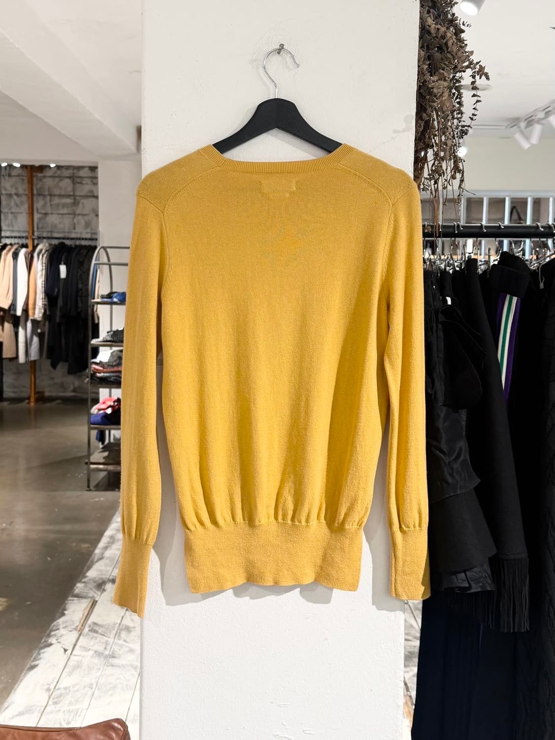 이자벨마랑 에뚜왈 옐로우 울 블렌드 사이드 슬릿 니트 상품이미지6