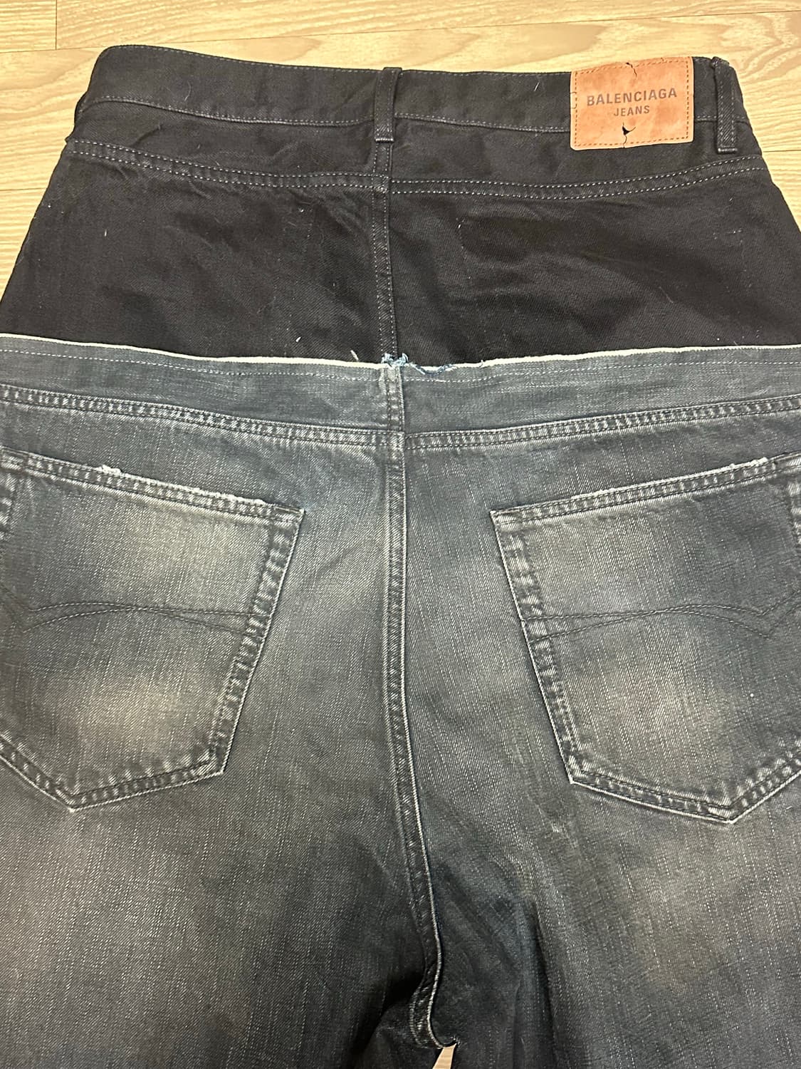 발렌시아가 컷업 배기 데님팬츠 상품이미지2