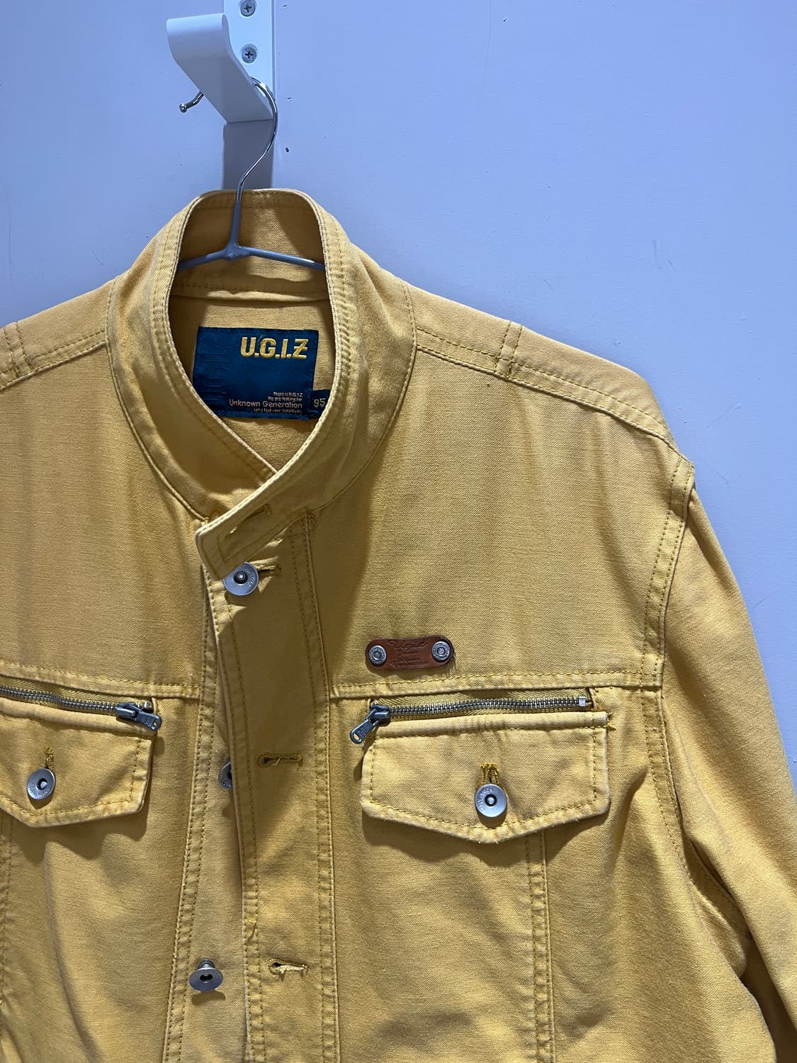 UGIZ 자켓 상품이미지2