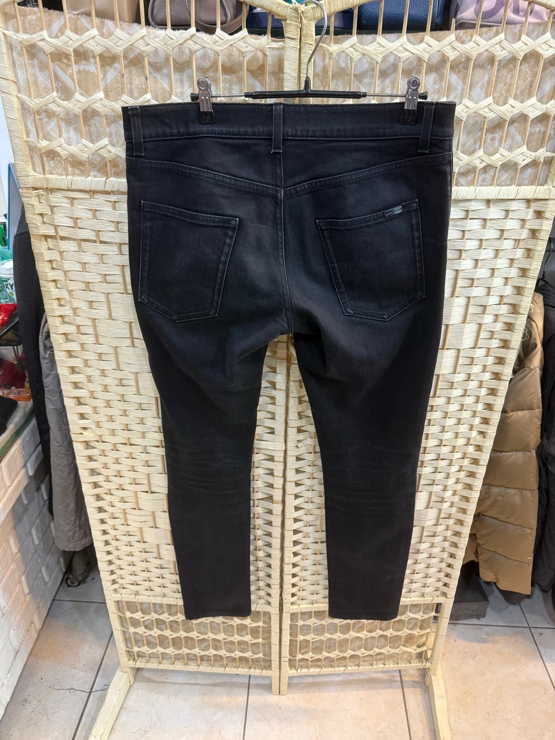 32-33 정품 생로랑 블랙진 팝니다 상품이미지8