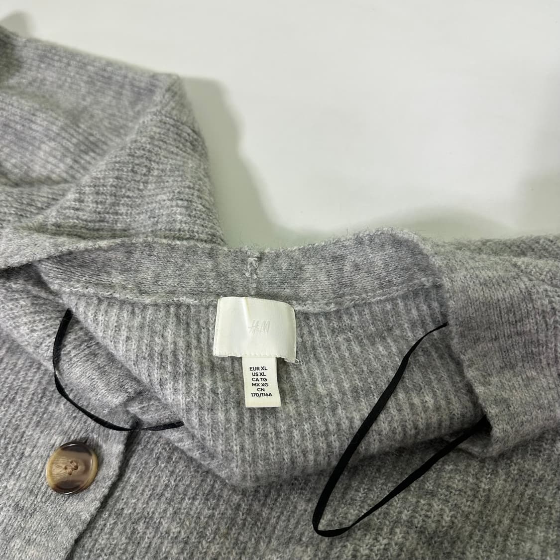 우먼FREE H&M 그레이 오버핏 크롭니트 상품이미지3