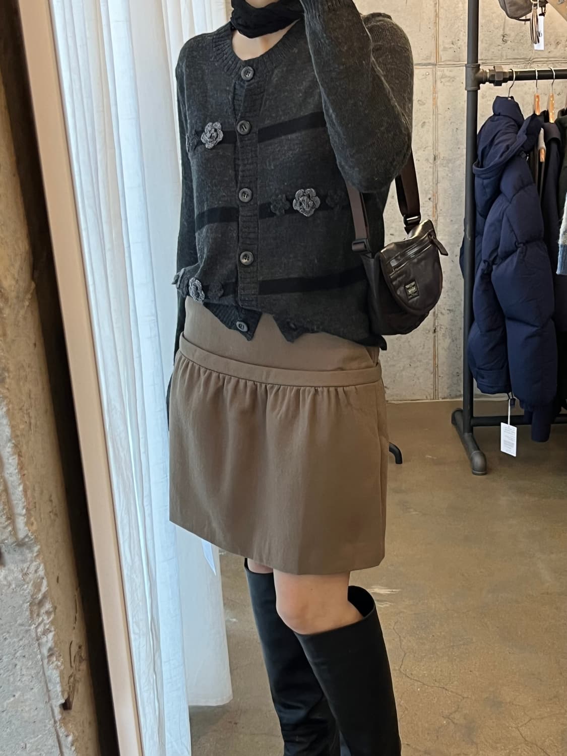 플라워 장식 가디건 그레이 상품이미지4