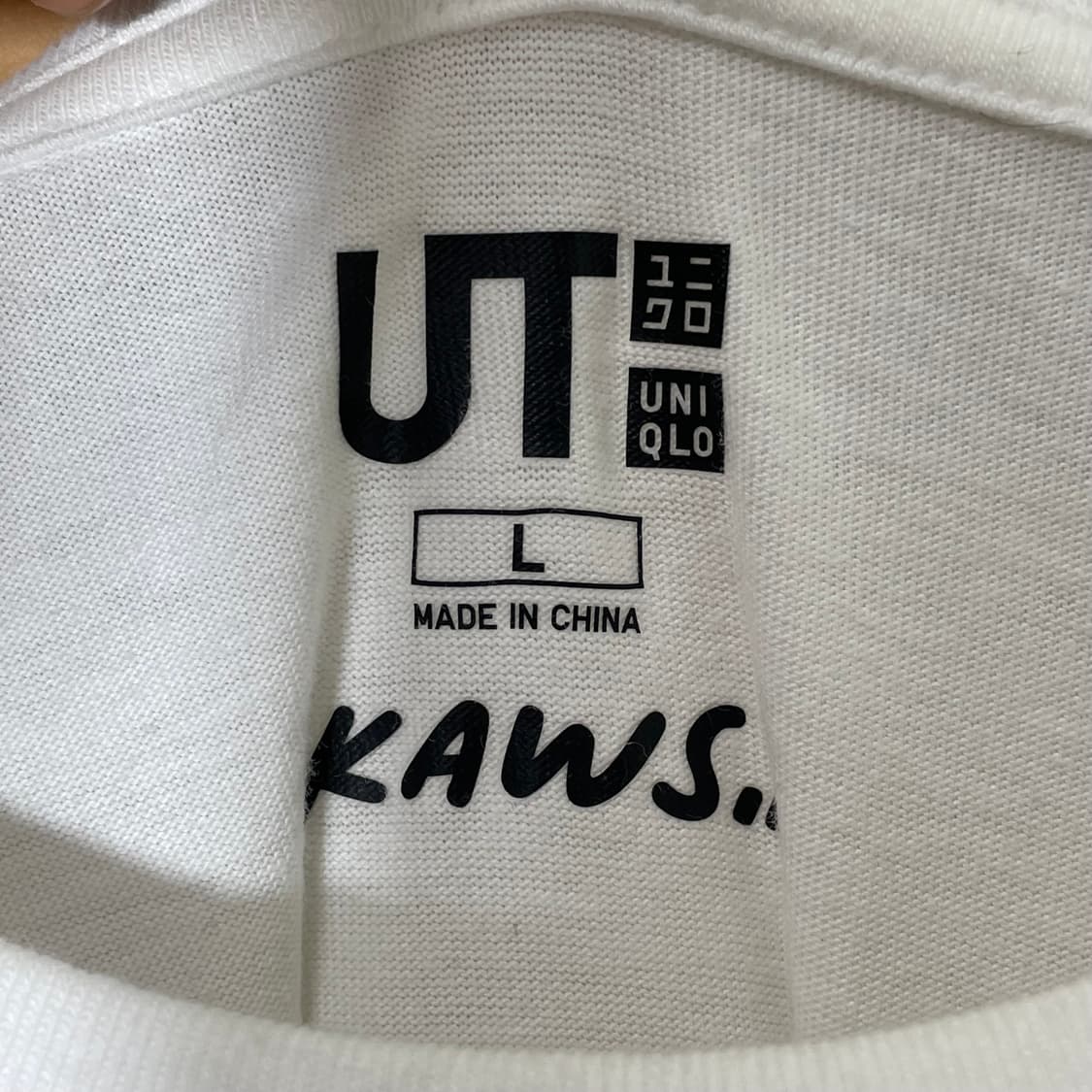 유니클로 X 카우스 반팔티 L  상품이미지4