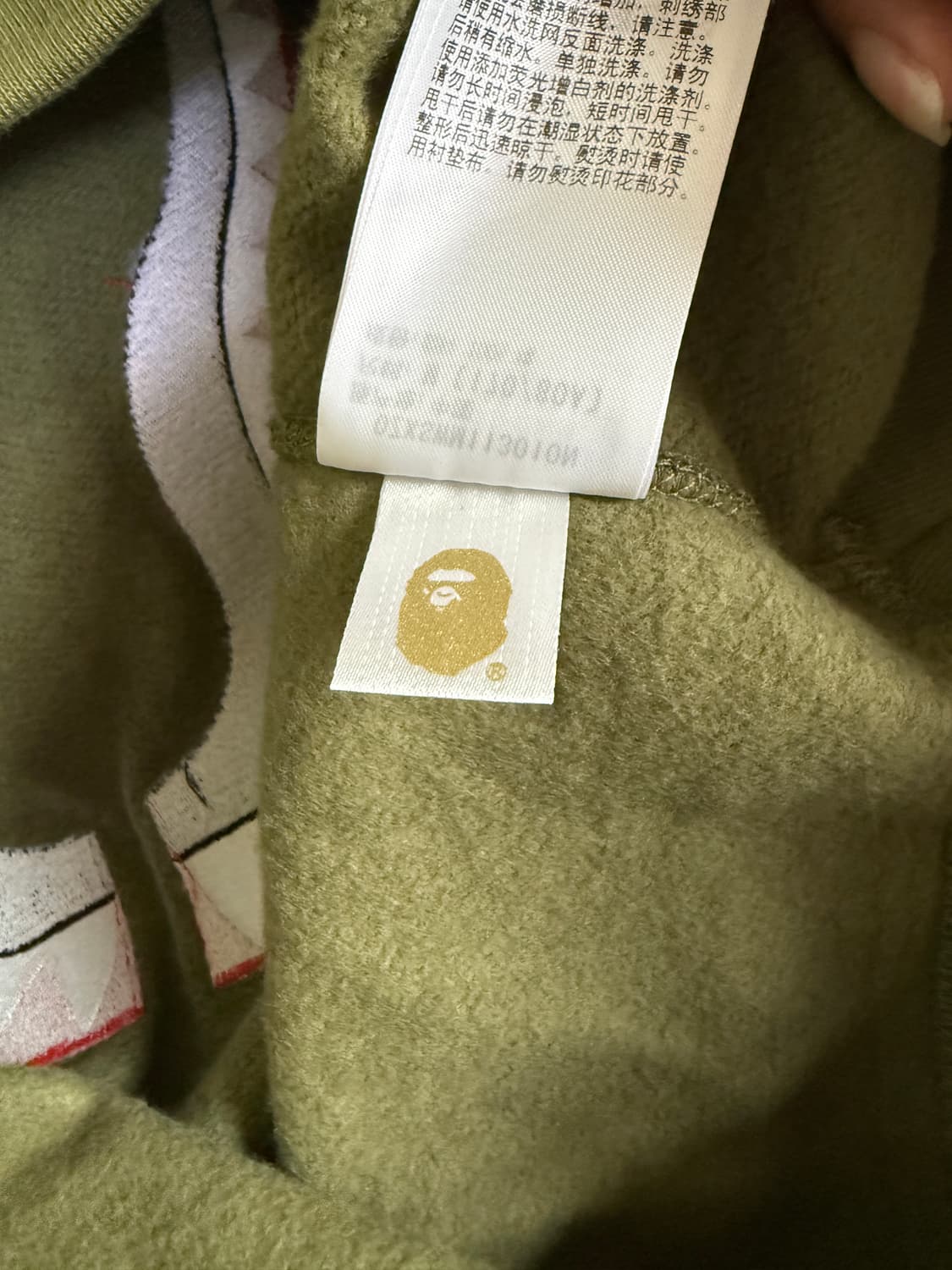 베이프 퍼스트 카모 샤크 크루넥 스웨트셔츠 그린 M 상품이미지4