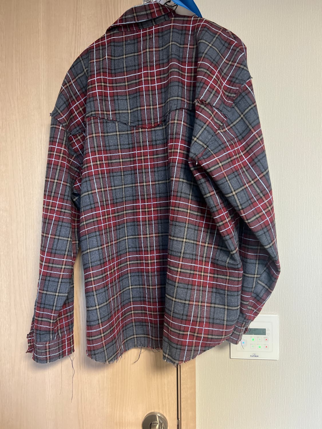 밀로 아카이브 셔츠 상품이미지2