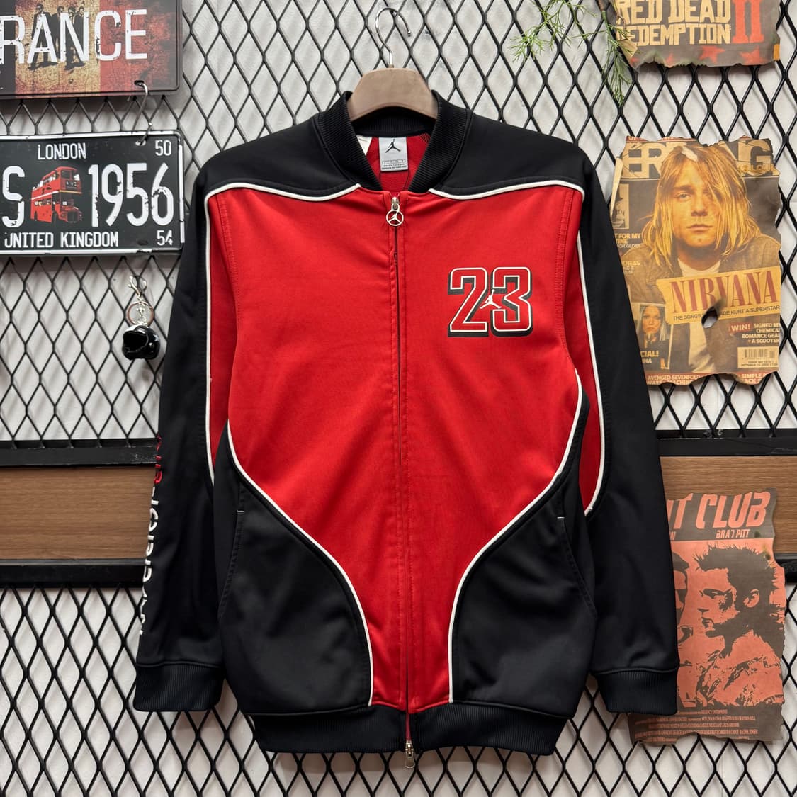 00s 나이키 조던 올드스쿨 트랙자켓 후면 로고 포인트 레드 블랙 상품이미지1