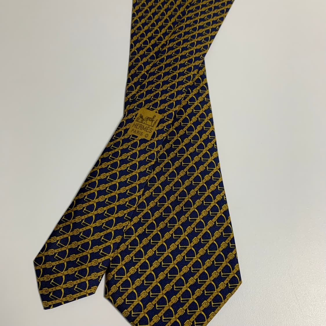 에르메스(HERMES) 기하학적패턴 명품넥타이 A+등급 상품이미지4