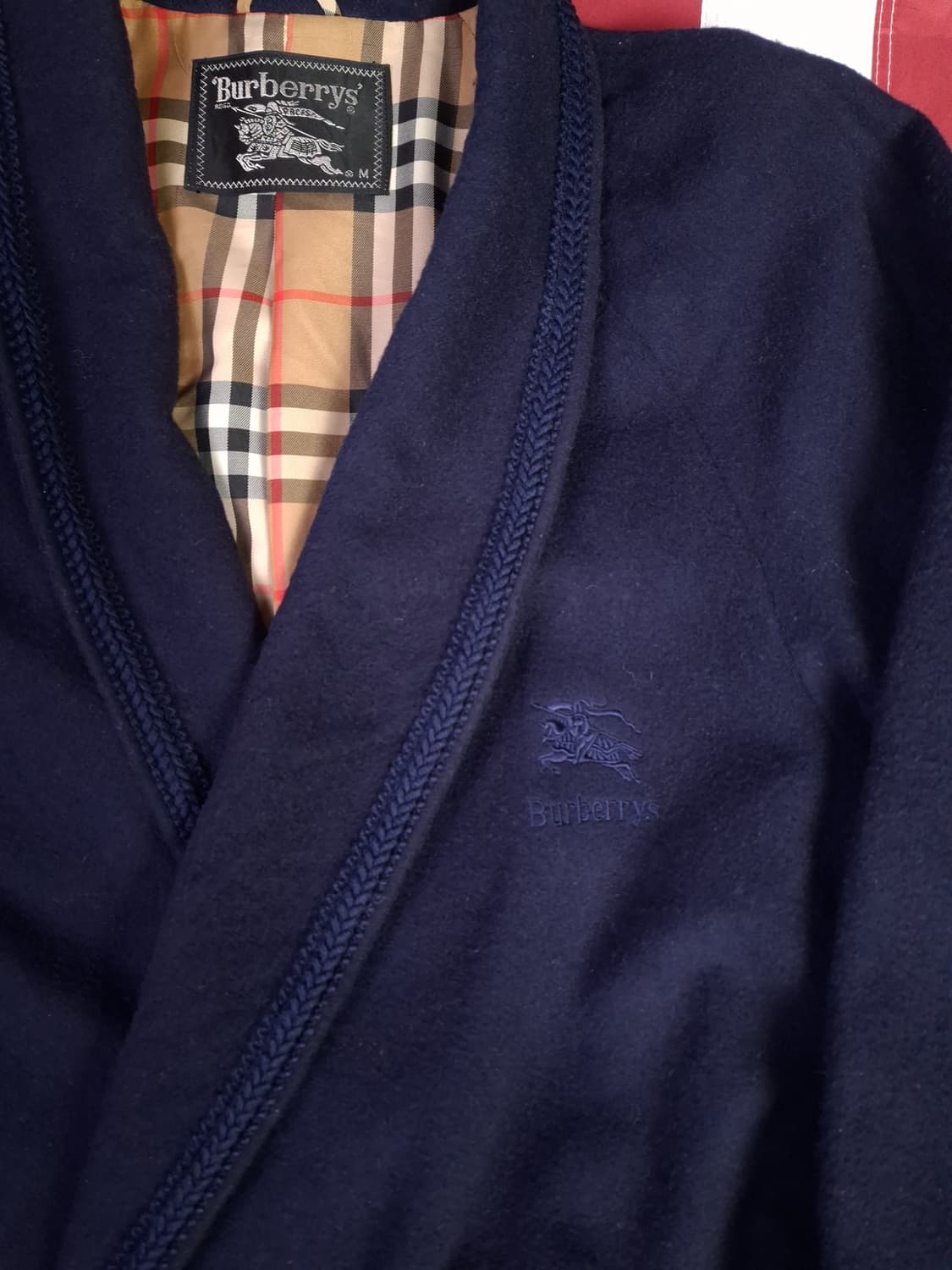 새제품급 오리지날 일본판 버버리 울,캐시미어 혼방 로브 코트 상품이미지4