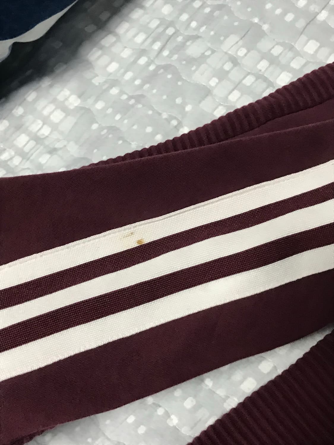 (무배) 아디다스 버건디 후드집업 상품이미지5