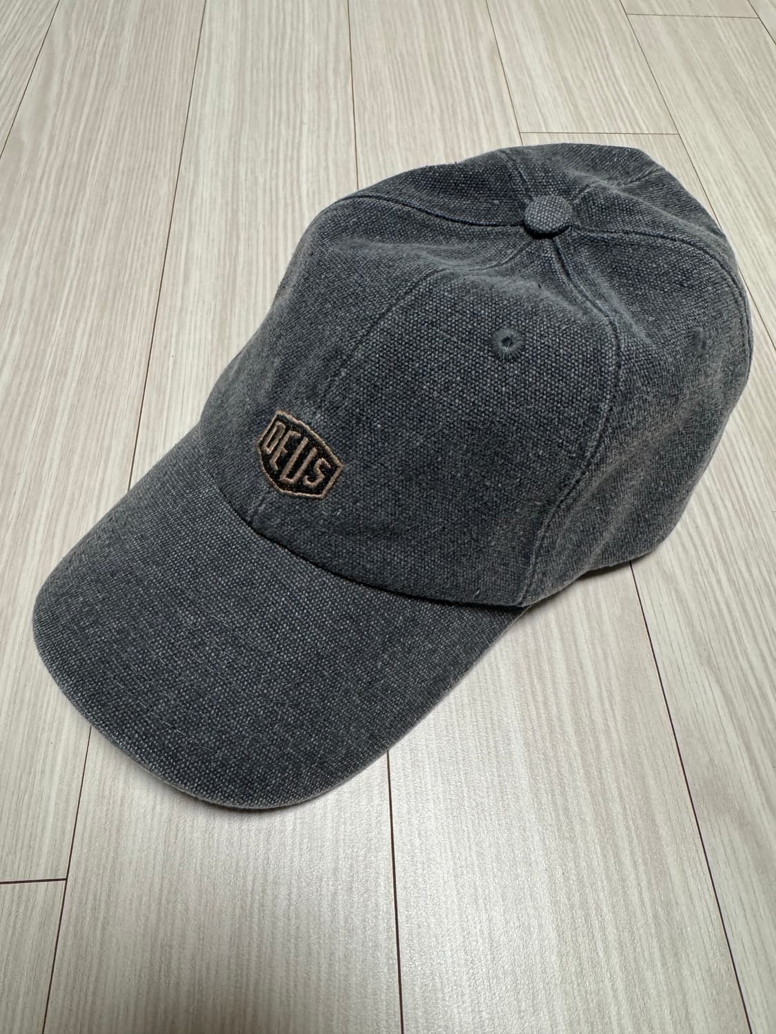 데우스 로고 블랙 데님캡 상품이미지1