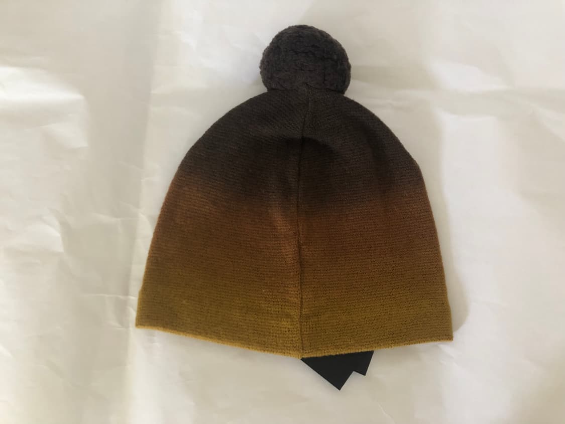 버버리 프로섬 그라데이션 폼폼 비니 모자 상품이미지2