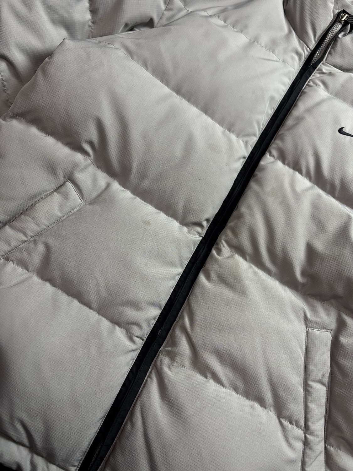 나이키 스우시 뉴챔츠 그레이 덕 다운 푸퍼 패딩 2427 상품이미지4