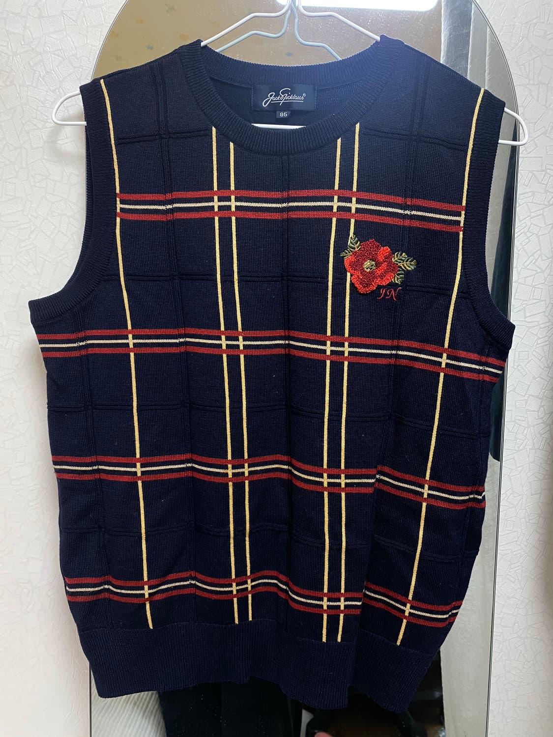 잭니클라우스 체크 니트 조끼 상품이미지1