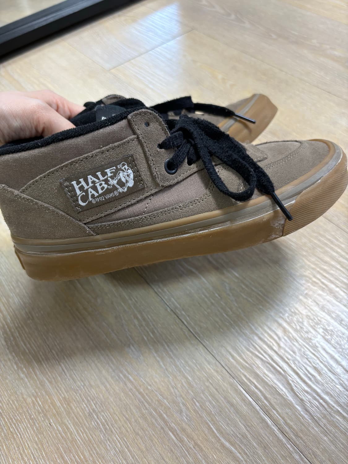 반스 하프캡 애너하임 팩토리 OG 스모크 블랙 240 상품이미지1