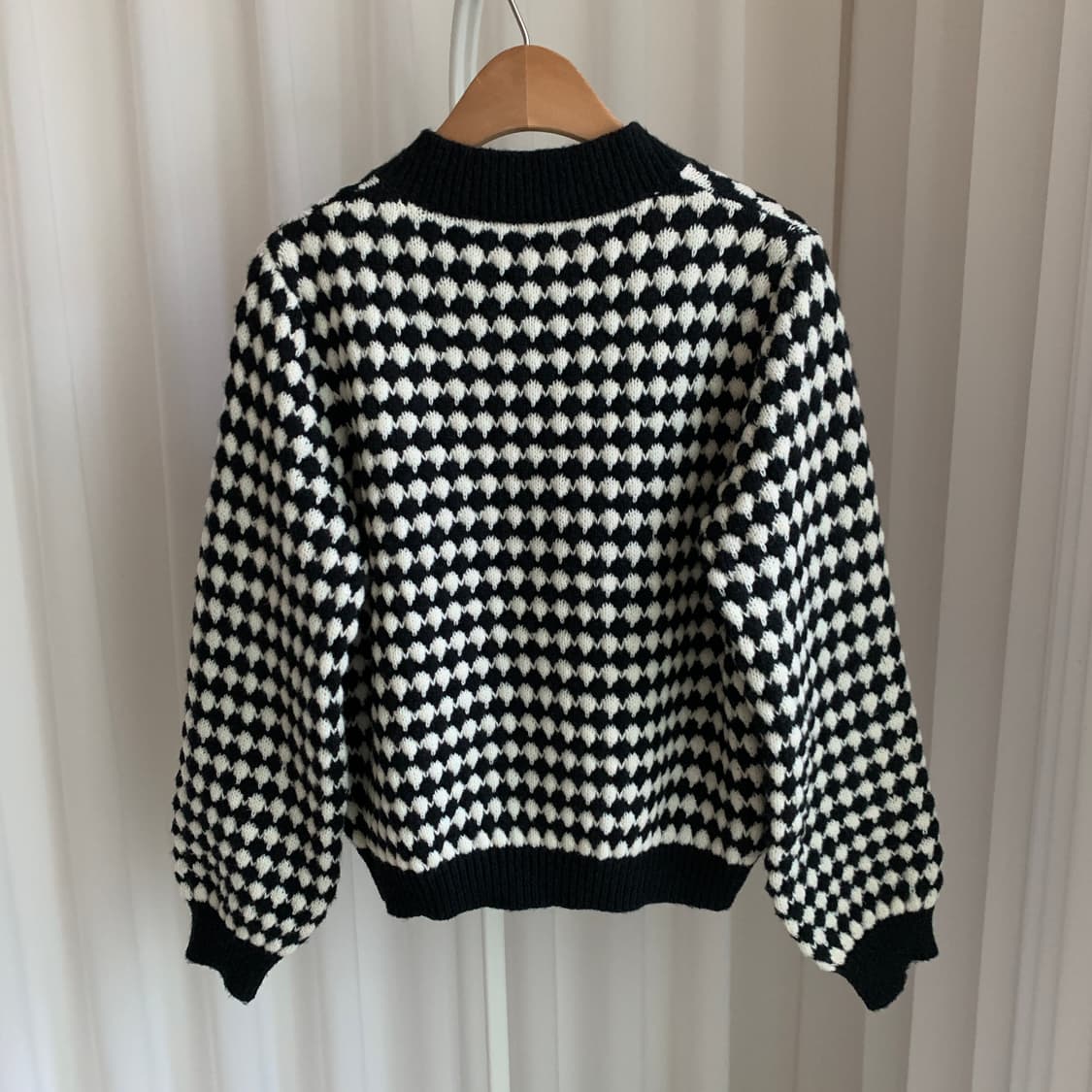 빈티지 골드 버튼 포인트 하운드투스 체크 니트 가디건 상품이미지3