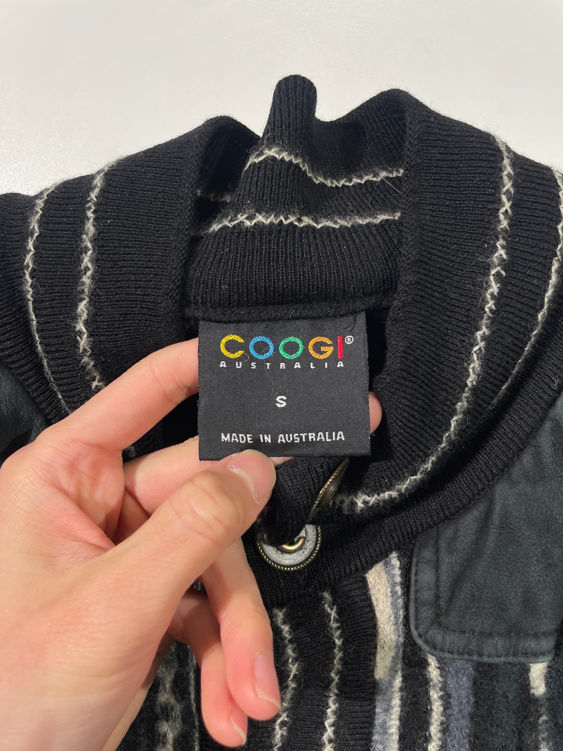 쿠지 오스트레일리아 스웨이드 패치 케이블 가디건 상품이미지7