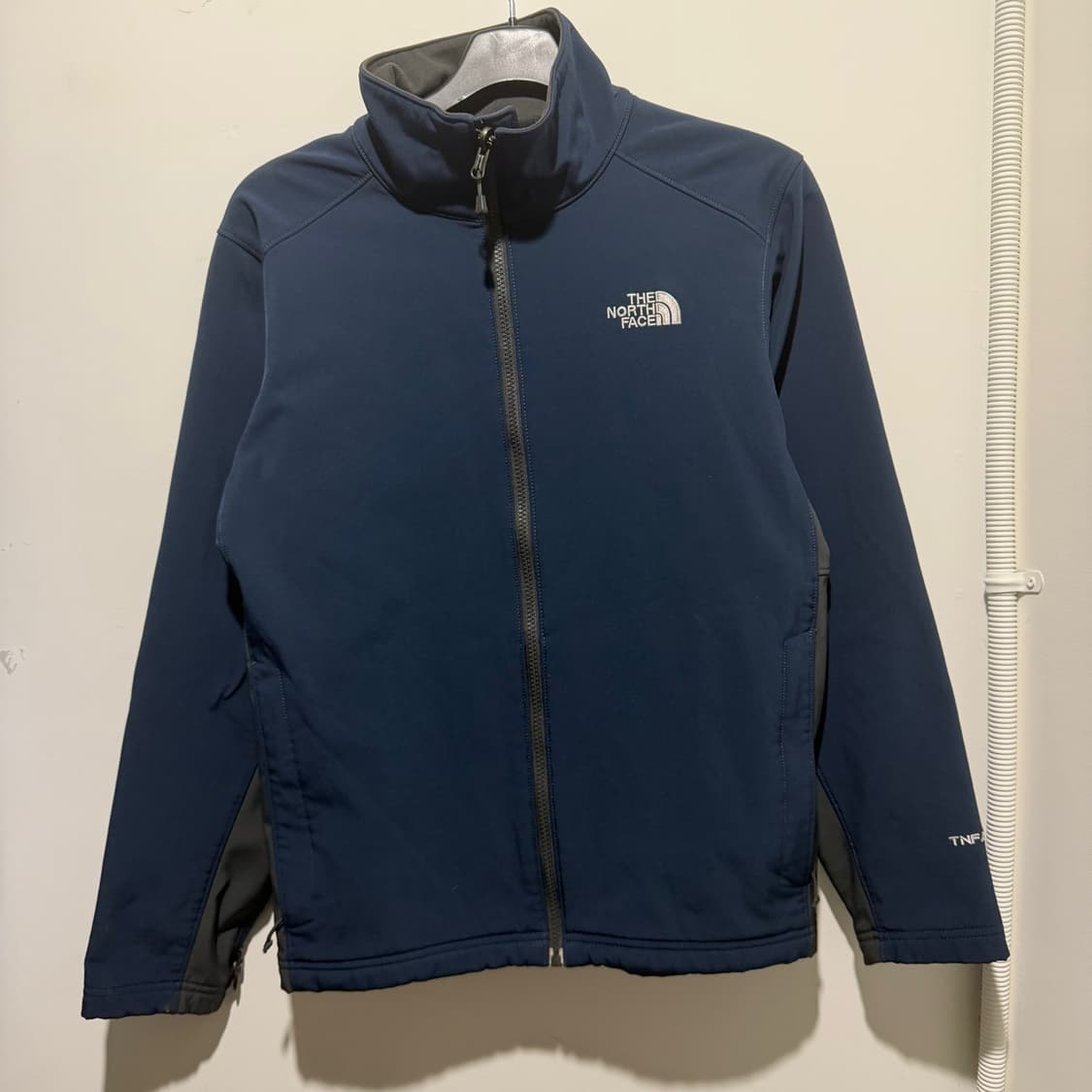 노스페이스 바람막이 자켓 상품이미지1