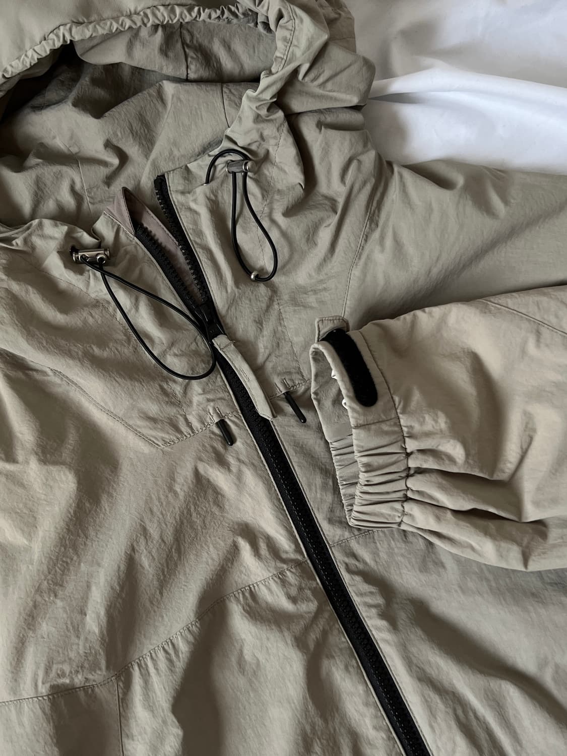 [M] 인사일런스 콘트라스트 패널 테크 자켓 상품이미지3