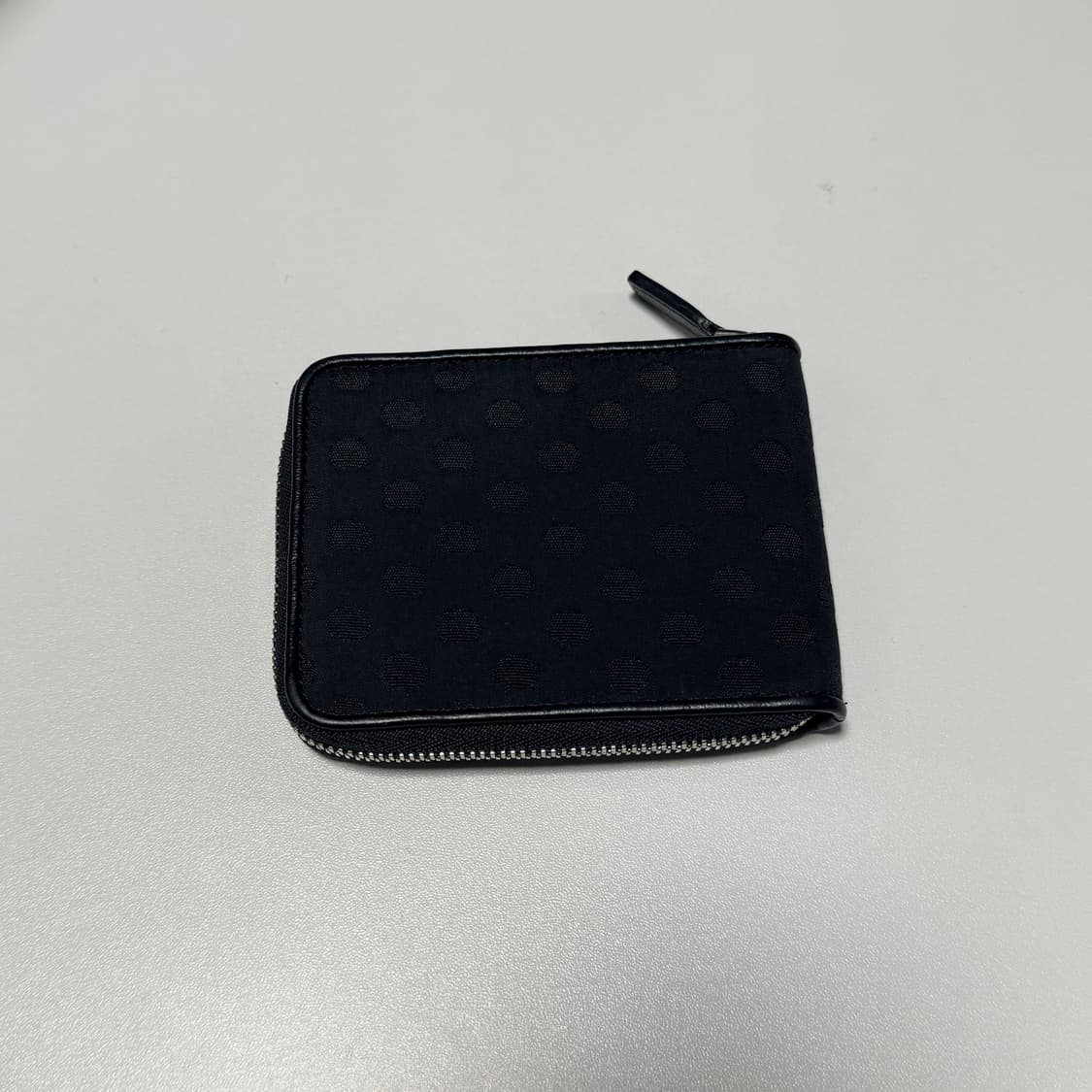 도트 자수 지갑 (Dot embroidery wallet) 블랙 상품이미지2
