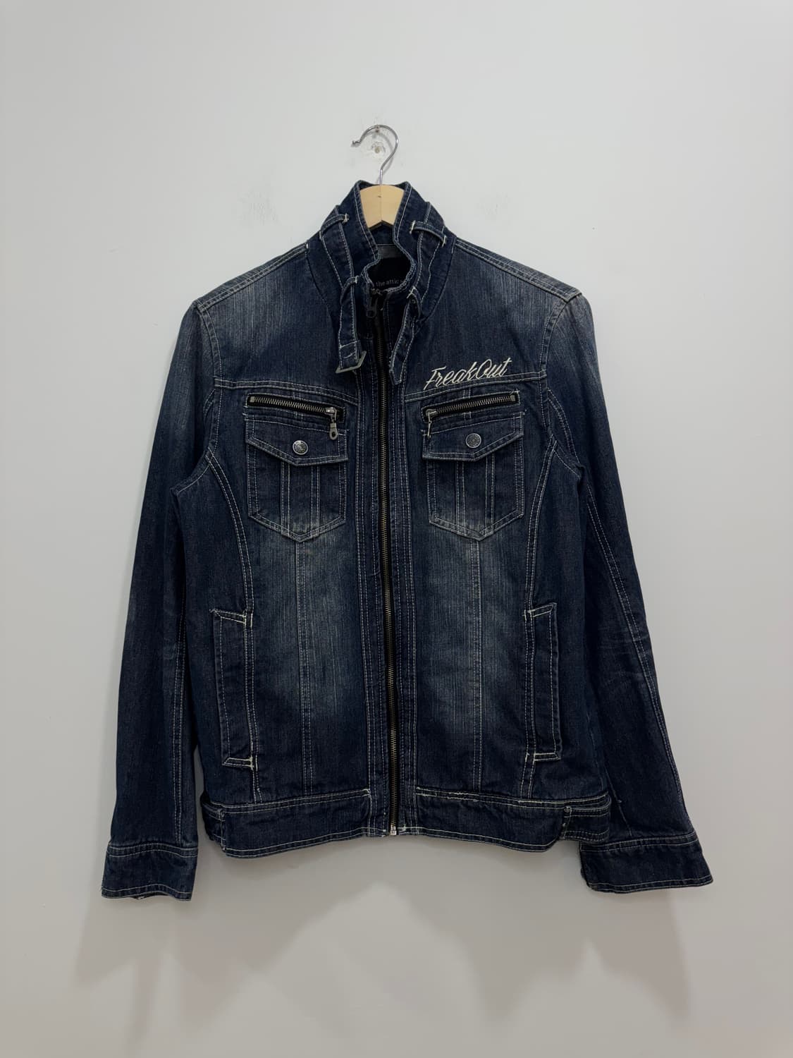 in the attic 데님 자수 자켓 상품이미지5