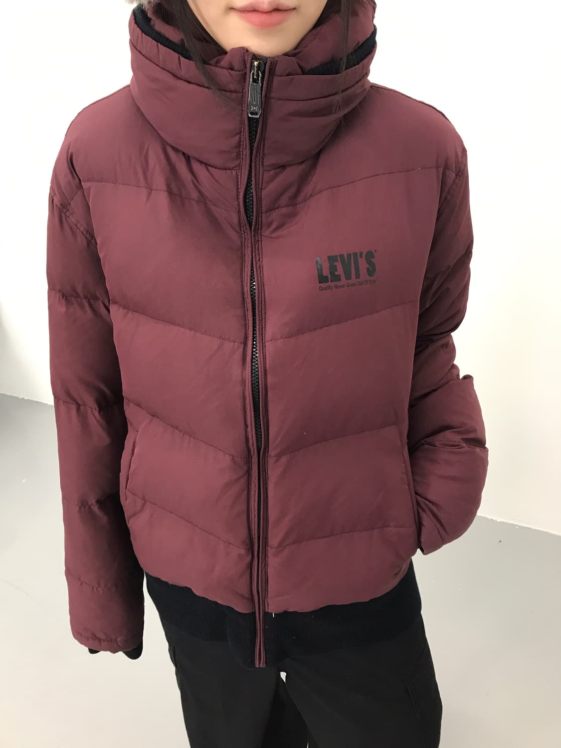  리바이스 와인 버건디 패딩 상품이미지2