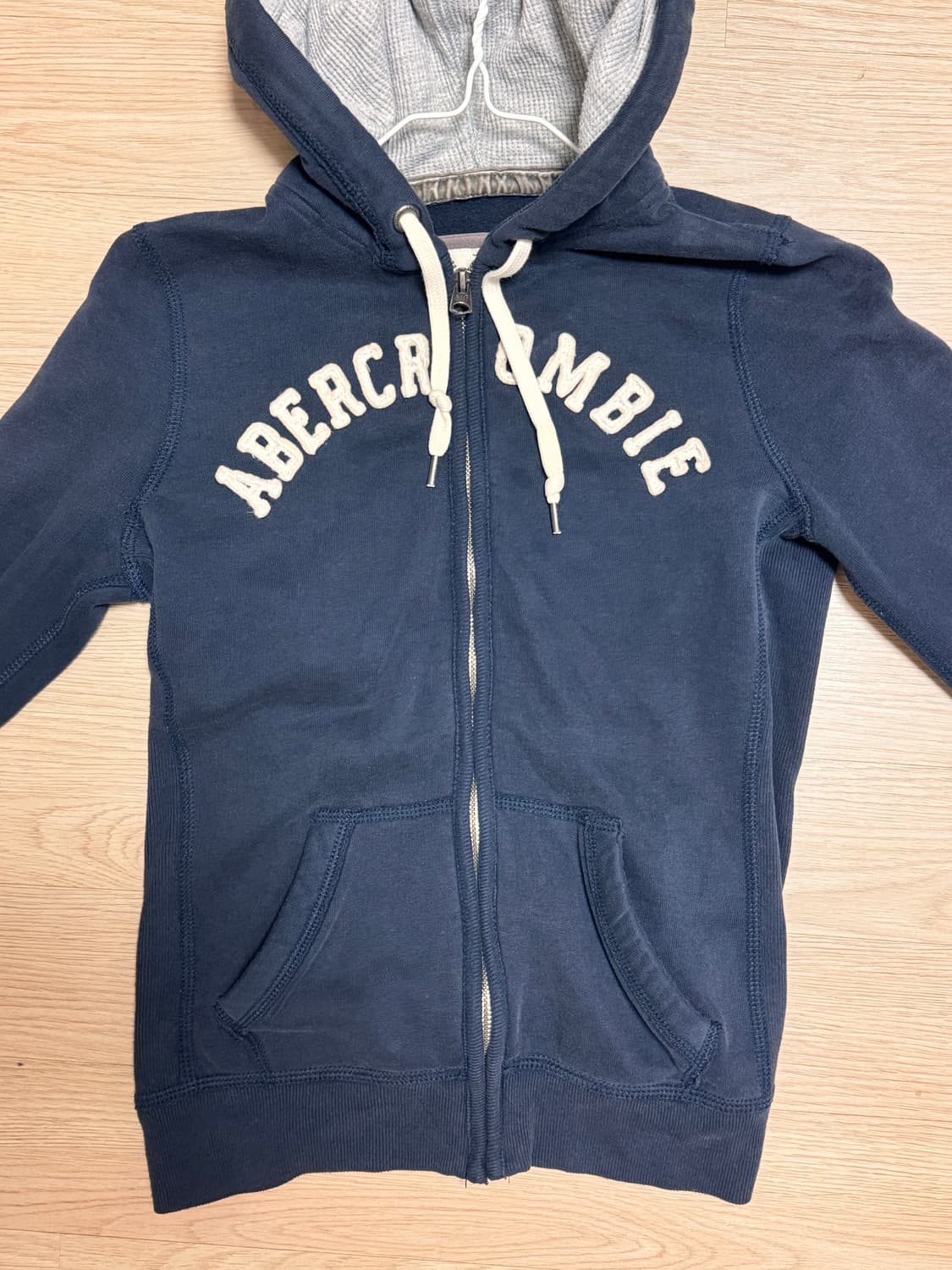아베크롬비 네이비 빈티지 후드집업 희귀템! 상품이미지1