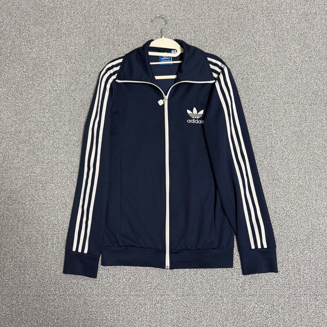 아디다스 유로파 져지 네이비 100 트랙탑 상품이미지1