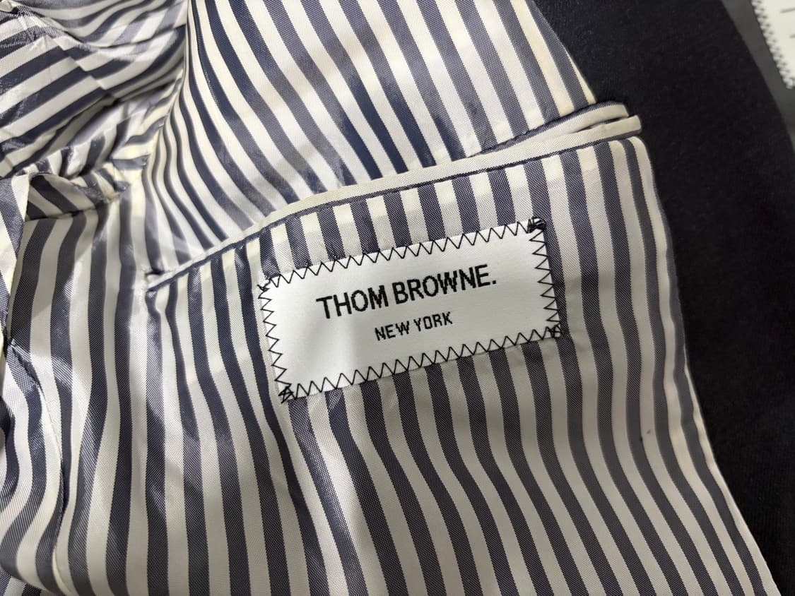 톰브라운 클래식 수트 셋업 차콜 1사이즈 상품이미지5