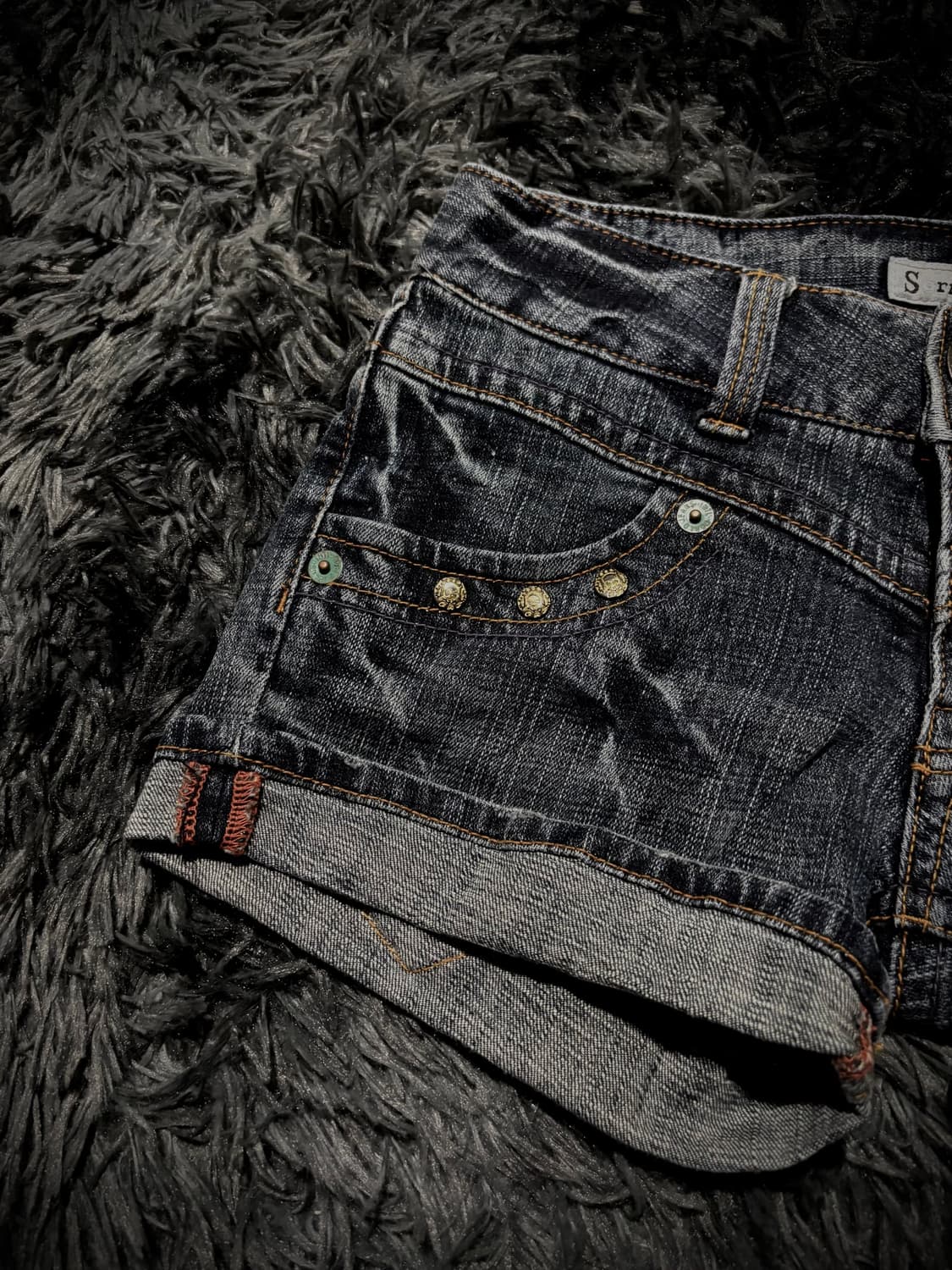 Oririn Jeans 백 레터링 자수 큐빅 지퍼 포켓 워싱 데님숏팬츠 상품이미지3
