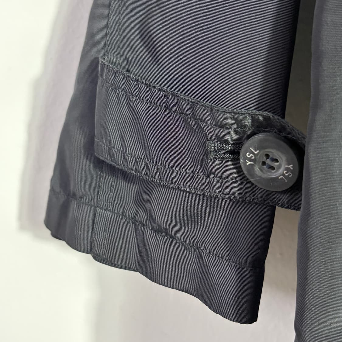 입생로랑 블랙 미니멀 하프 자켓 상품이미지3