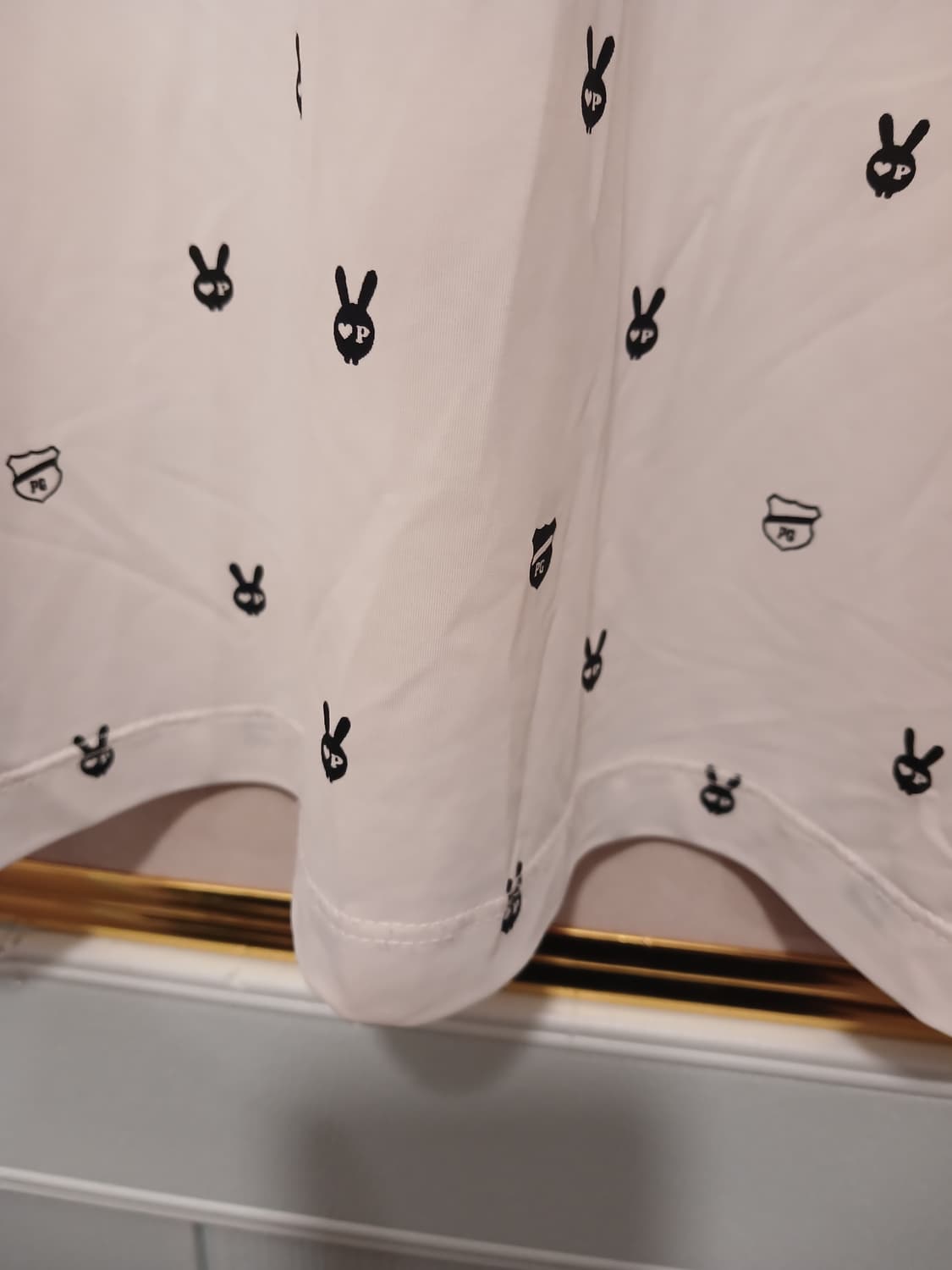 파리게이츠 정품 여성 토끼 패턴 긴팔 1 사이즈 상품이미지4