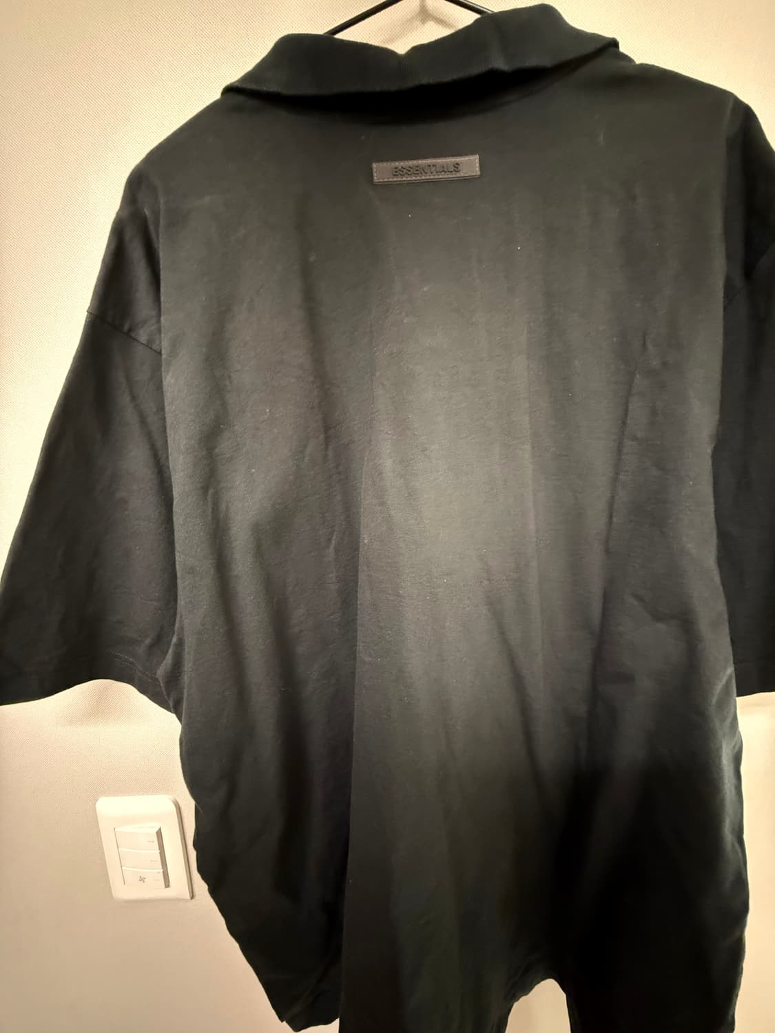 [XL] 에센셜 블랙 반팔티 피어오브갓 상품이미지2